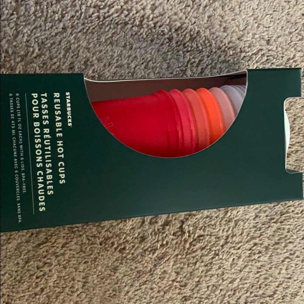Starbucks Holiday 2019 reusable hot cups